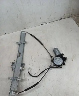 Suzuki Grand Vitara I Front door window regulator with motor
