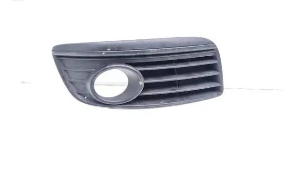 Volkswagen Golf V Front fog light trim/grill 1K0853666R