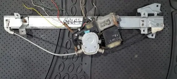 Mitsubishi Galant Sliding door window regulator with motor