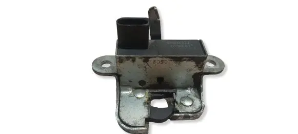 Volkswagen Touran I Tailgate exterior lock 310507 71630540 150507