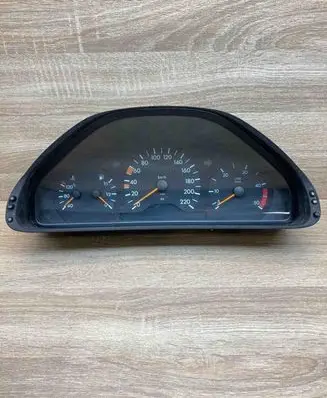 Mercedes-Benz E W210 Speedometer (instrument cluster) 2105406547 110009765