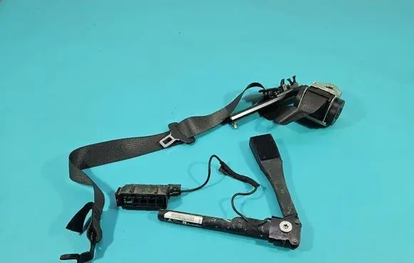 Opel Corsa D Front seatbelt 13290233 IMPRK1489613
