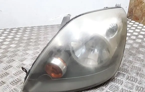 Ford Fiesta Headlight/headlamp 6s6113w030ad