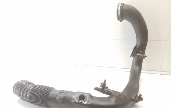 Volvo V60 Air intake duct part 30774692 31370891