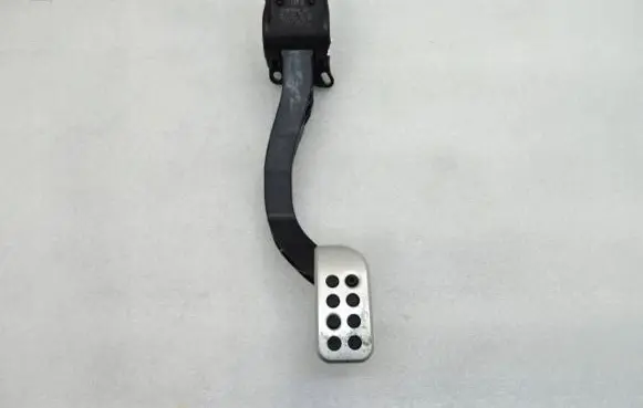 Peugeot RCZ Accelerator throttle pedal 9687770480