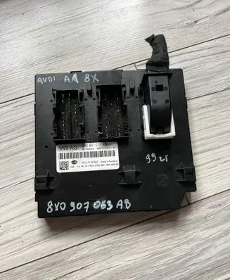Audi A1 Comfort/convenience module 8x0907063ab