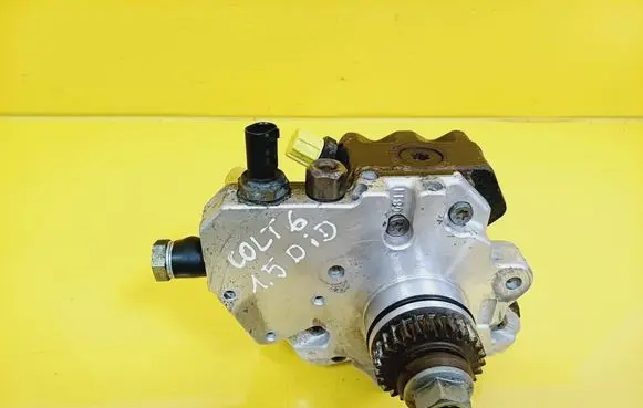 Mitsubishi Colt Fuel injection high pressure pump A4600700701 0445010120