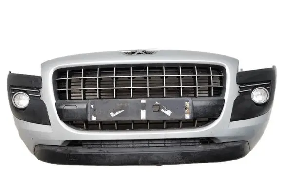 Peugeot 3008 I Front bumper 