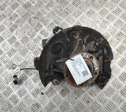 Citroen C5 Aircross Front wheel hub 1647857480