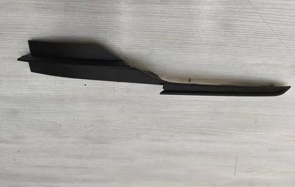 Front bumper lower grill