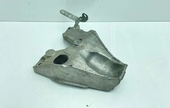 BMW M4 F82 F83 Engine mounting bracket 6789093 21036310 7111716