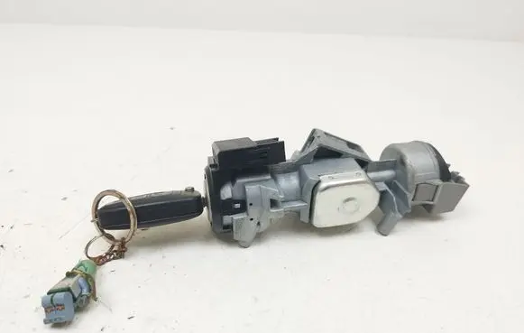 Ford C-MAX II Ignition lock 3M513F880AE