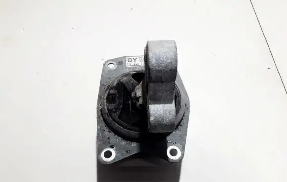 Opel Insignia A Engine mount bracket 13227728