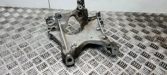 Audi A5 Engine mounting bracket 8W0399296E