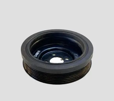 Volkswagen PASSAT B6 Crankshaft pulley 038105743L