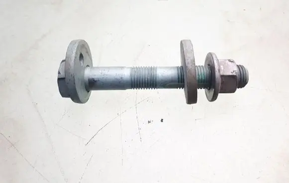 Toyota C-HR I Rear suspension camber bolt 