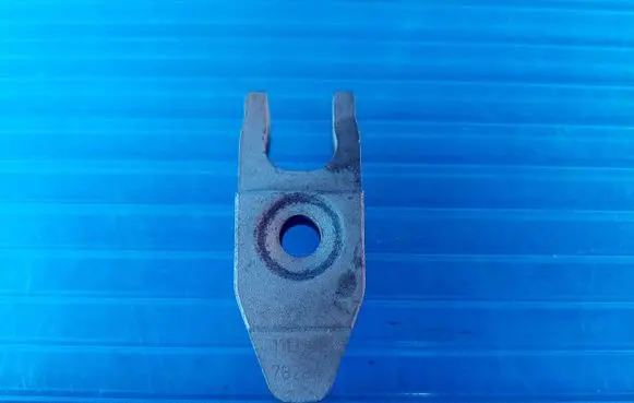 Opel Zafira C Fuel Injector clamp holder