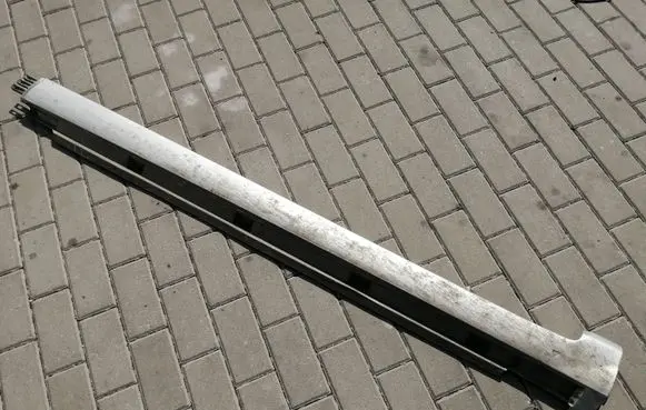 Volkswagen PASSAT B7 Sill 3AA853092C
