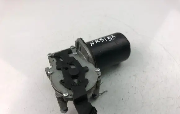 Volvo V70 Wiper motor 8648343