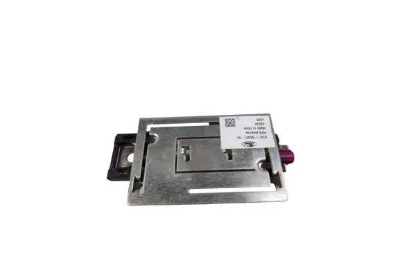 Ford Edge II Aerial antenna amplifier KT4T19K351