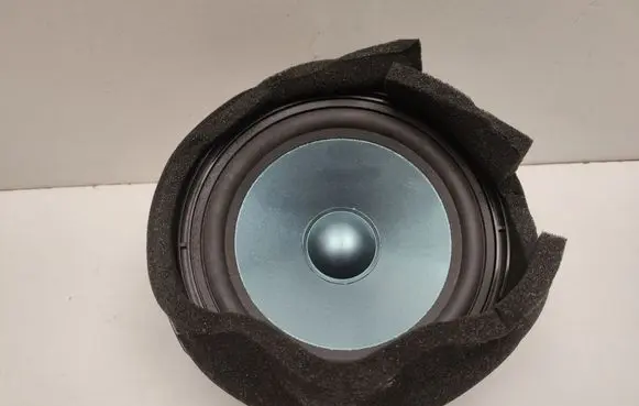 Mercedes-Benz C W204 Front door speaker A2048202102