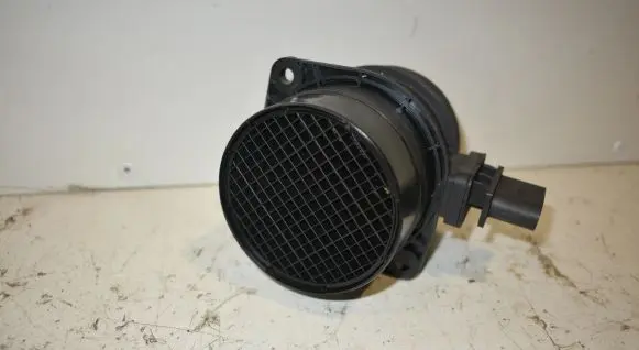 Audi A4 S4 B8 8K Mass air flow meter 03G906461