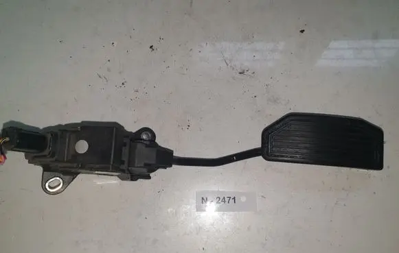 Toyota Verso Accelerator throttle pedal 7811002071