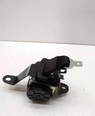 Mini Cooper Countryman R60 Middle seatbelt (rear) 618014900D 150413 3006