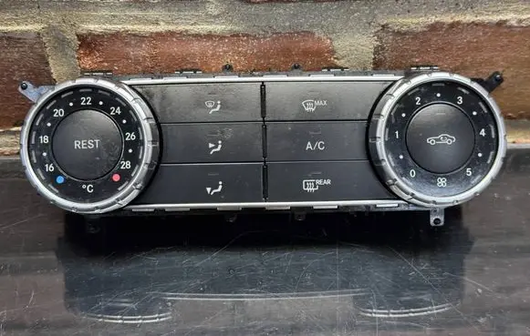 Mercedes-Benz SLK R172 Climate control unit A1729000611 Q01HW3810