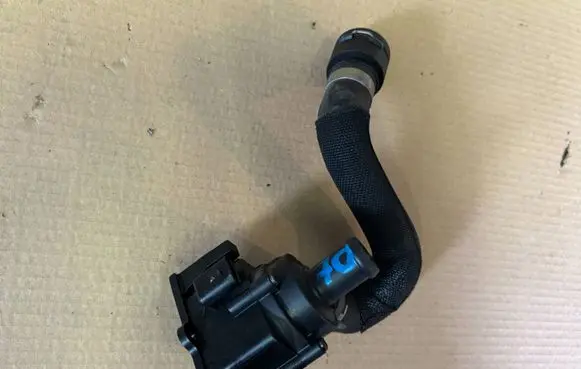 Skoda Octavia Mk3 (5E) Electric auxiliary coolant/water pump 8K0965561A 25913144 701713160