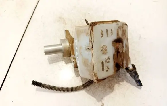 Peugeot 3008 I Master brake cylinder 9654002180