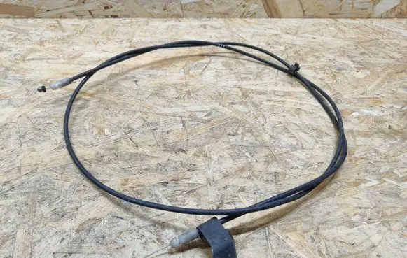 Hyundai i20 (PB PBT) Engine bonnet/hood lock release cable AKG