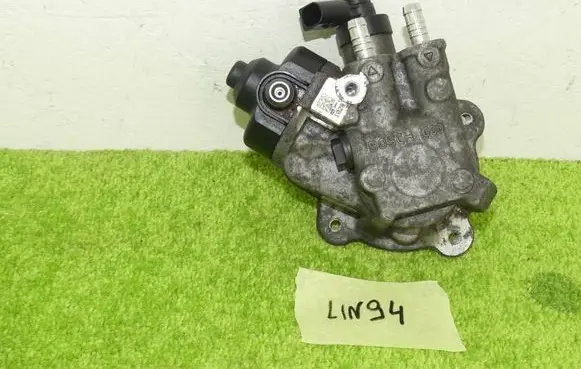 Skoda Superb B9 Fuel injection high pressure pump 0445010520 03L130755J