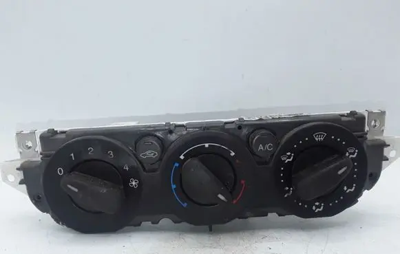 Ford Focus Climate control unit 7M5T19980AA 69607332
