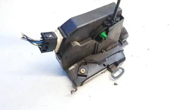 Mini One - Cooper Coupe R56 Front door lock 723916101 a048315