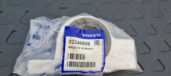 Volvo XC90 Front wishbone bush 32246809