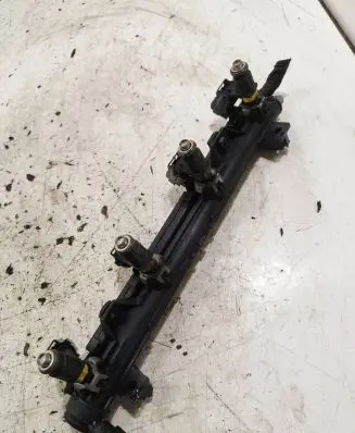 Volkswagen Golf V Fuel injection system set 036133320 0306330