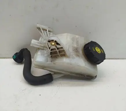 Opel Zafira C Brake fluid reservoir 13308774