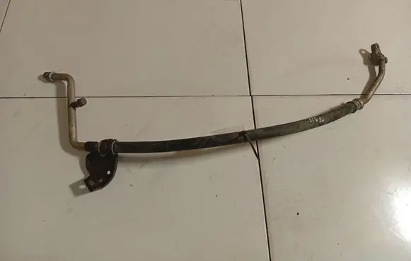 Toyota Yaris Air conditioning (A/C) pipe/hose