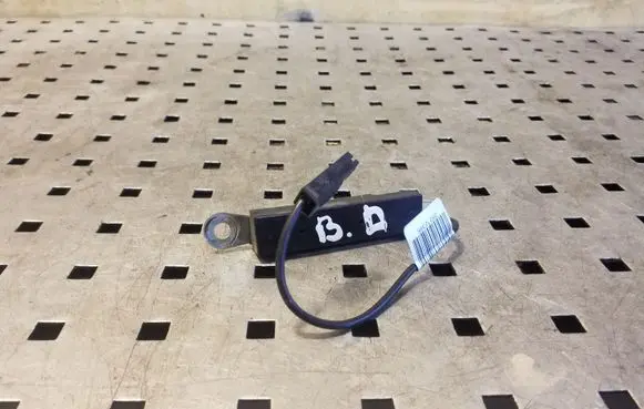 Ford Focus Aerial antenna amplifier 7CP118K891AA