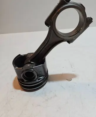 Peugeot 3008 II Piston 9812818680