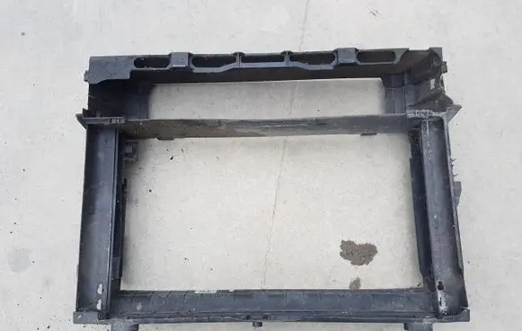 BMW 5 E60 E61 Radiator trim 