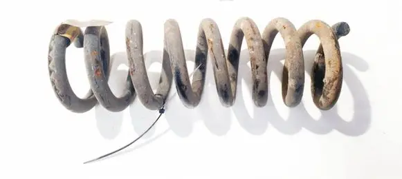 Chrysler 300 - 300C Rear coil spring 04895538aa