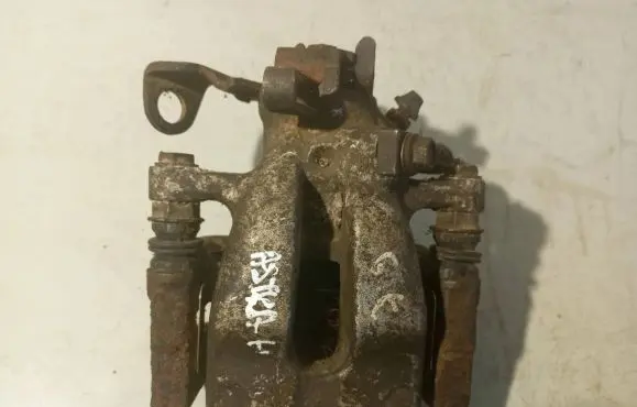 Opel Astra H Rear brake caliper