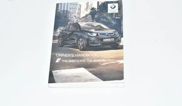 BMW i3 Owners service history hand book 2779318