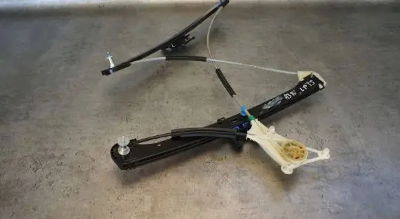 Audi A3 S3 8V Front window lifting mechanism without motor 8V4837461