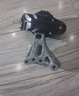 Citroen C4 Cactus Engine mount vacuum valve 9676780580