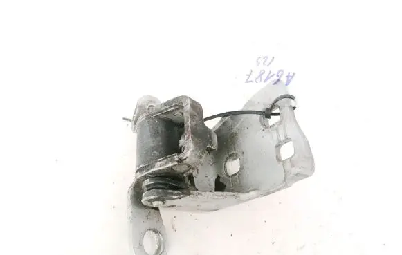 Chrysler 300 - 300C Rear door lower hinge 85574F