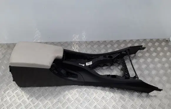 BMW 3 E92 E93 Center console 7078203 79702041