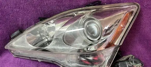 Lexus IS 220D-250-350 Headlight/headlamp 81150